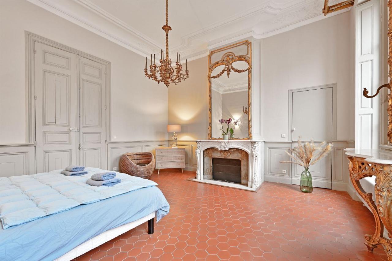Appartement Le Vieux Sextier - Ac Clim - Lumineux - Wifi - Hypercentre à Avignon Extérieur photo