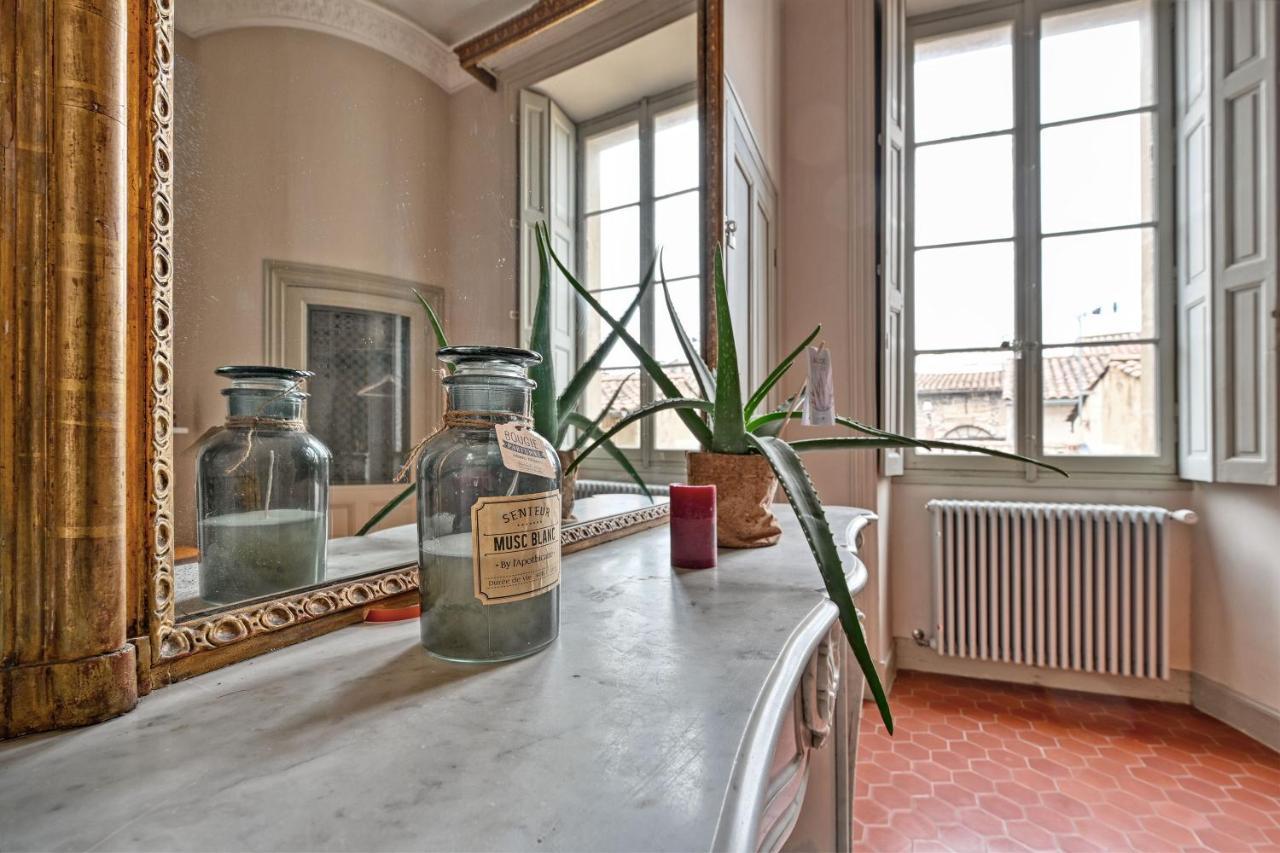 Appartement Le Vieux Sextier - Ac Clim - Lumineux - Wifi - Hypercentre à Avignon Extérieur photo